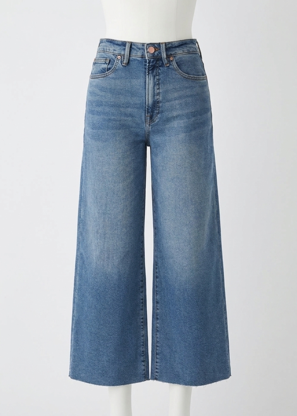 NEW GOOD AMERICAN good skate crop jeans in indigo1139